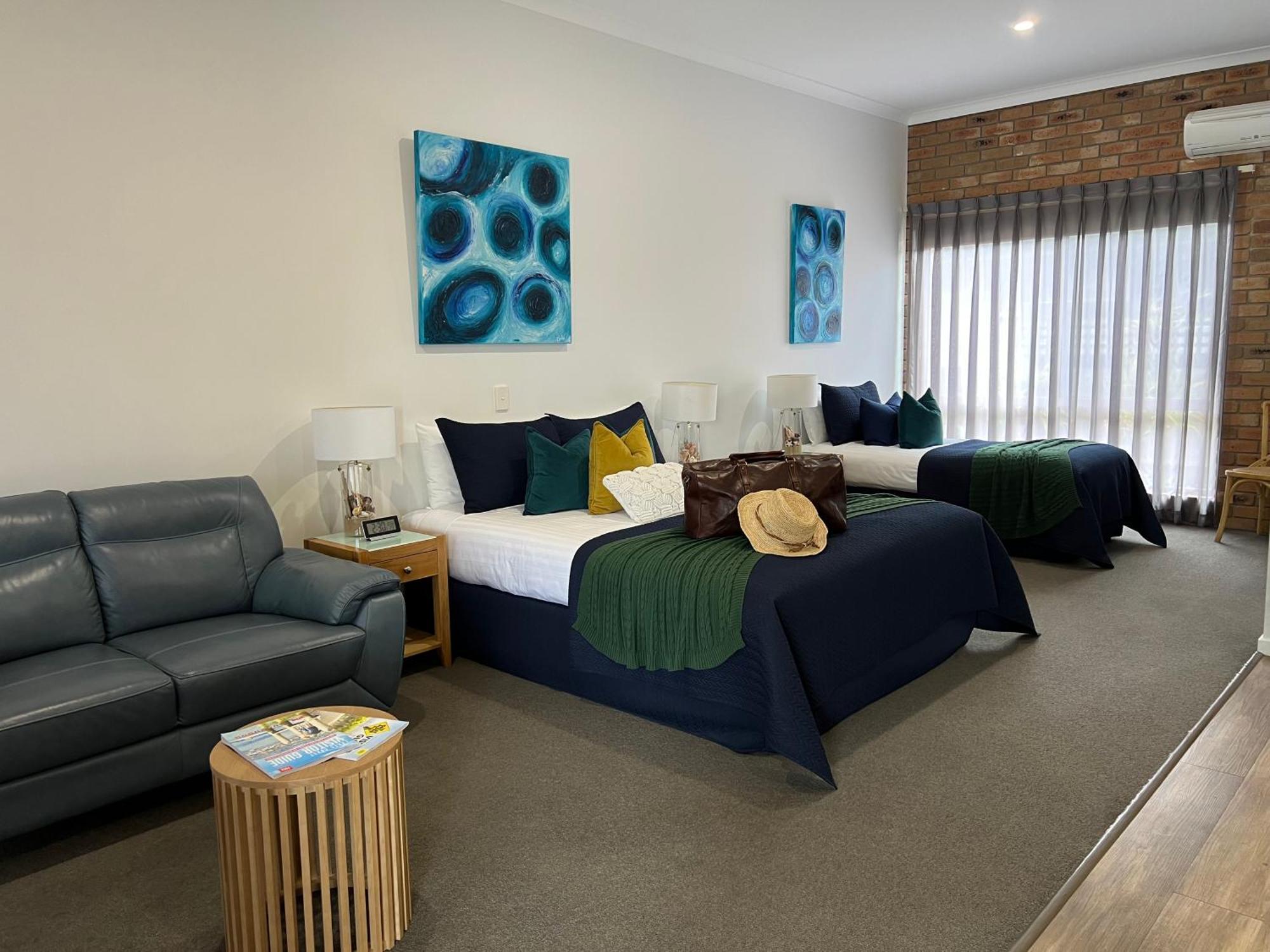 Coastal Waters Motor Inn Лейкс-Ентранс Екстер'єр фото