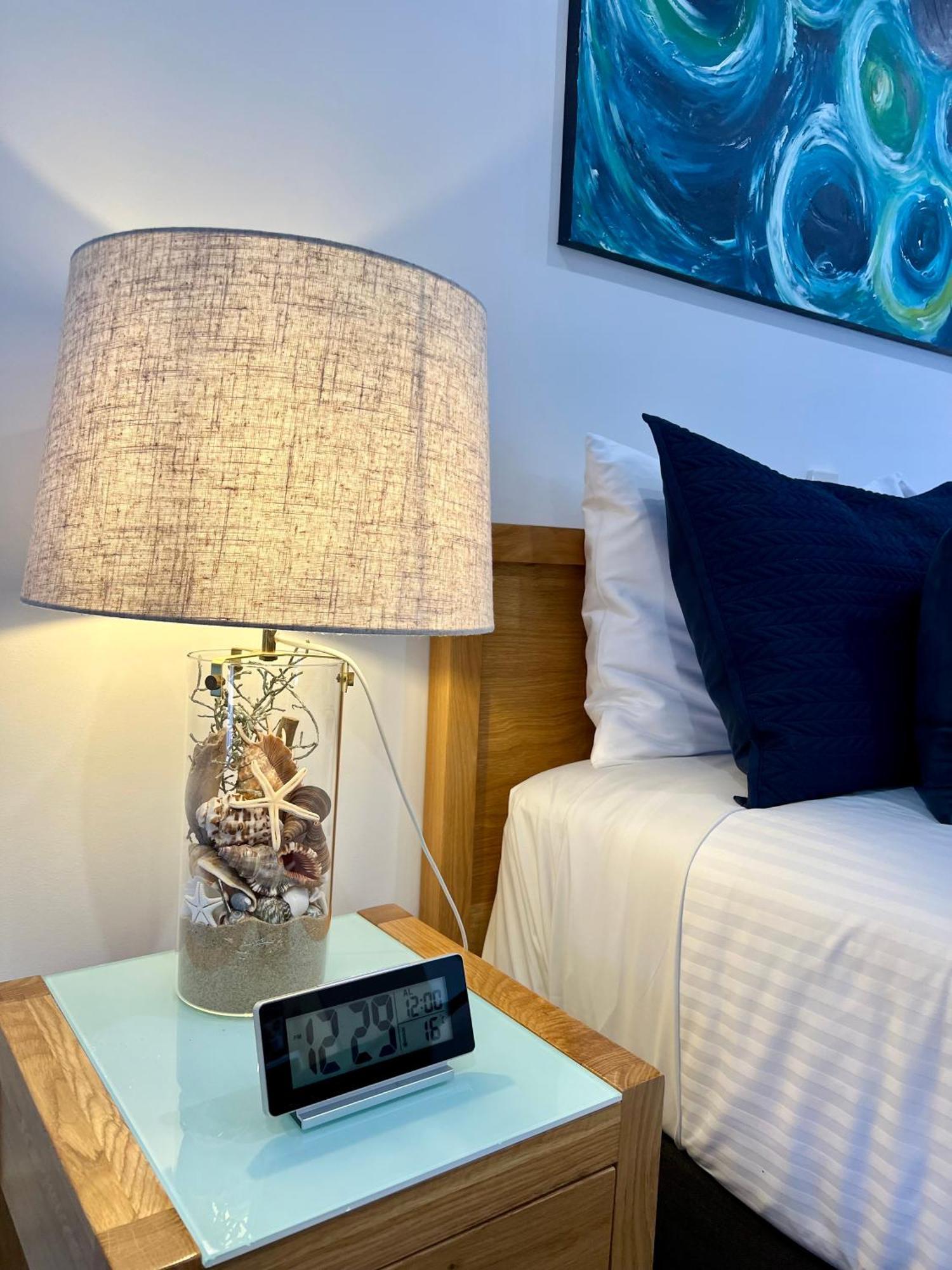 Coastal Waters Motor Inn Лейкс-Ентранс Екстер'єр фото